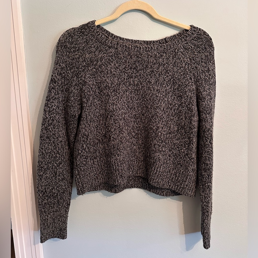Banana Republic Women's Gray Cropped Sweater